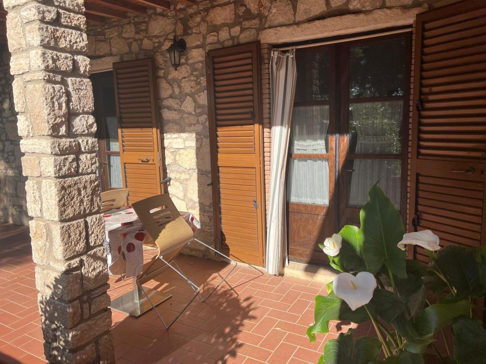 Agriturismo La Castellina 사투르니아 외부 사진